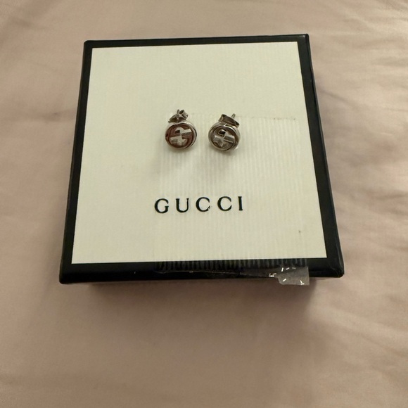 Gucci Interlocking Stud Earrings - Picture 4 of 5